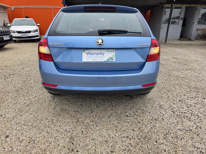 2014 SKODA Rapid Ambition