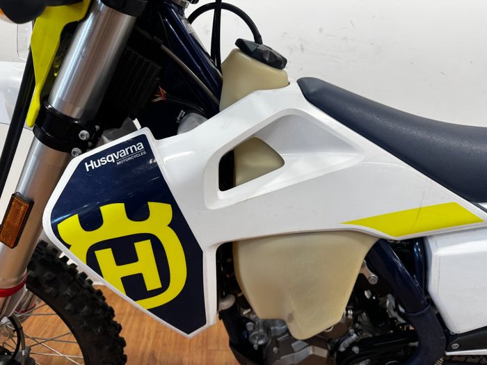 2022 Husqvarna FE250 WHITE