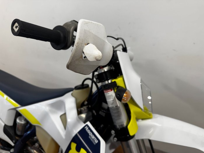 2022 Husqvarna FE250 WHITE
