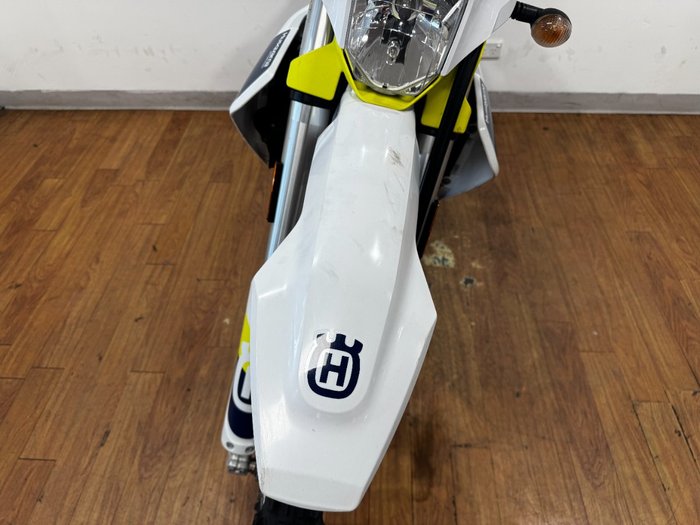 2022 Husqvarna FE250 WHITE