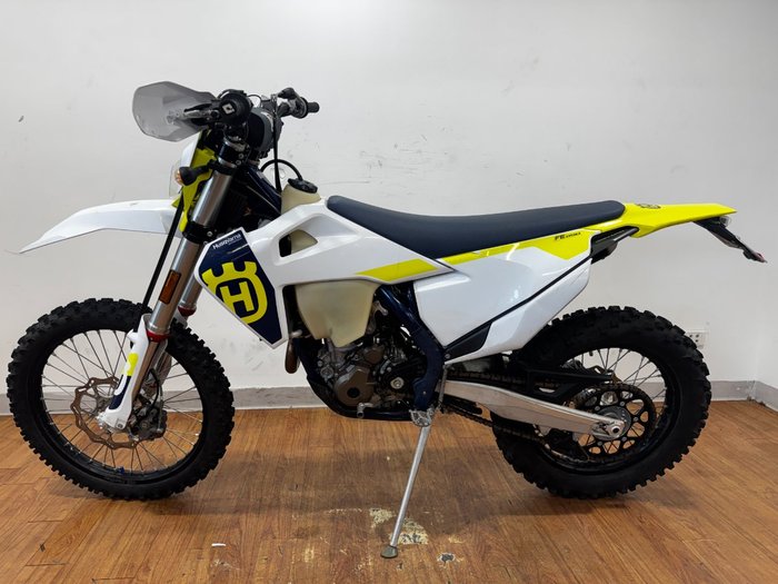 2022 Husqvarna FE250 WHITE