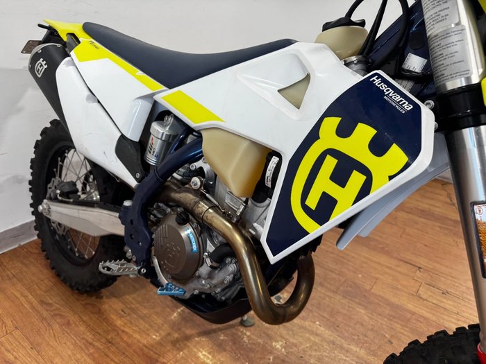 2022 Husqvarna FE250 WHITE