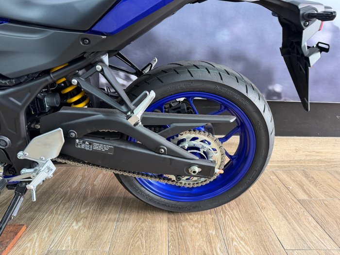 2025 Yamaha YZF-R3 BLUE