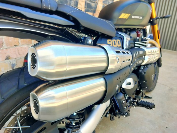 2026 TRIUMPH SCRAMBLER 900 KHAKI