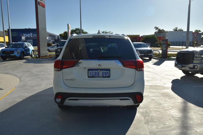 2018 Mitsubishi Outlander LS