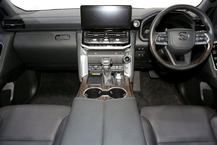 2024 Toyota Landcruiser VX