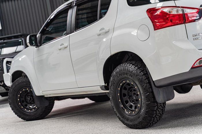 2014 Isuzu MU-X LS-M MY14 4X4 Dual Range Silky White