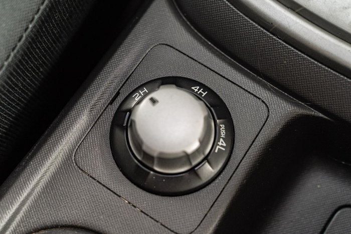 2014 Isuzu MU-X LS-M MY14 4X4 Dual Range Silky White