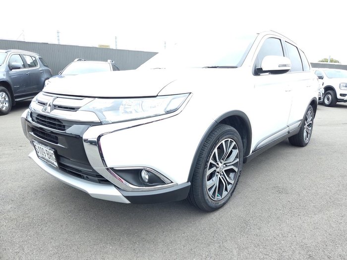 2015 Mitsubishi Outlander LS