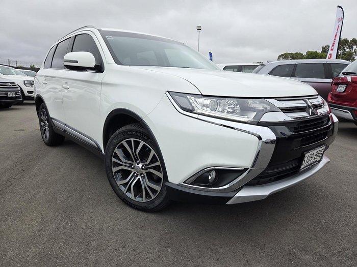 2015 Mitsubishi Outlander LS