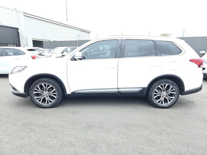 2015 Mitsubishi Outlander LS