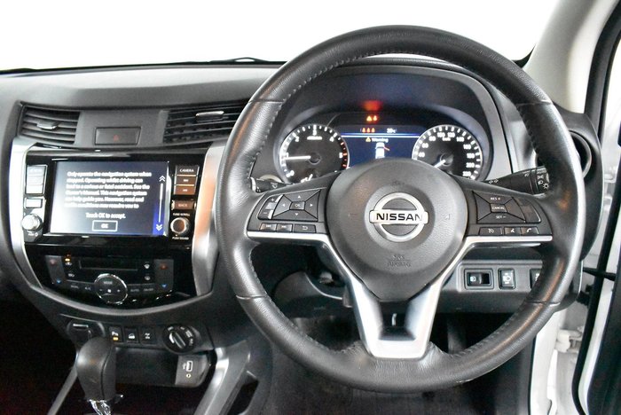 2023 Nissan Navara ST-X