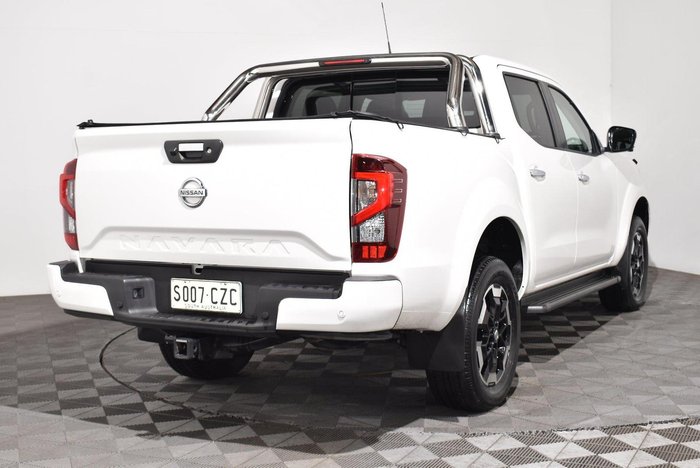 2023 Nissan Navara ST-X