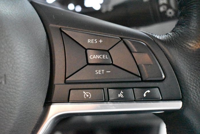 2023 Nissan Navara ST-X