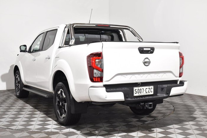 2023 Nissan Navara ST-X