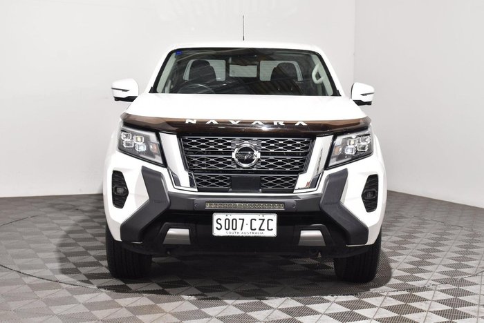 2023 Nissan Navara ST-X