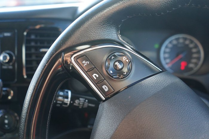 2016 Mitsubishi Outlander LS