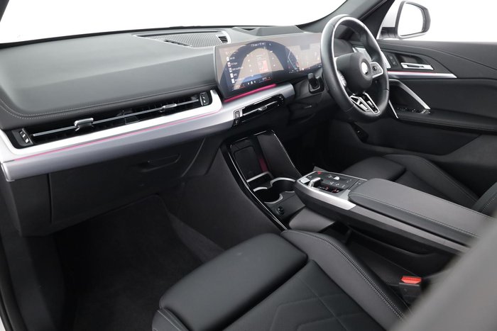 2025 BMW X1 xDrive20i M Sport