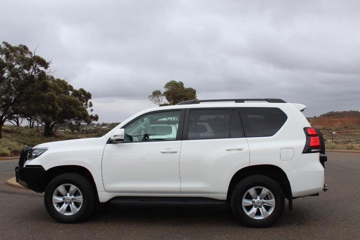 2023 Toyota Landcruiser Prado GXL