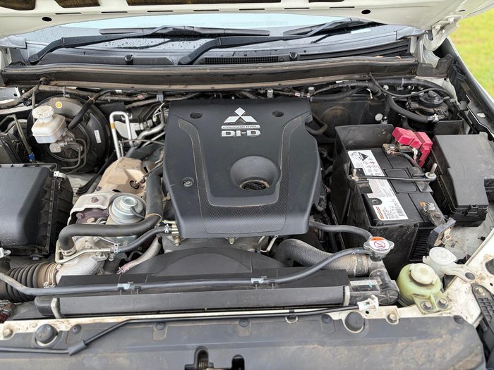 2017 Mitsubishi Pajero Sport Exceed