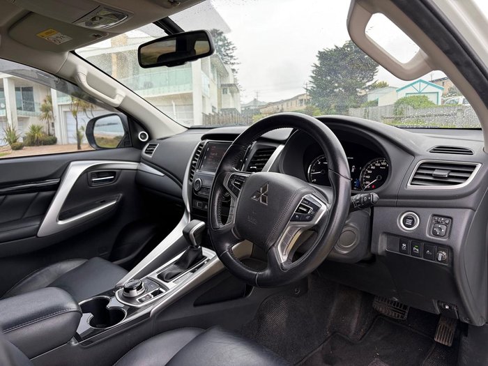 2017 Mitsubishi Pajero Sport Exceed