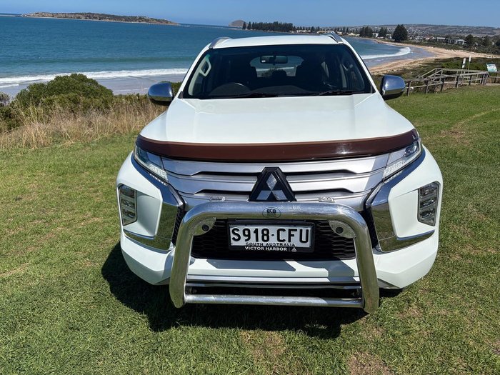 2020 Mitsubishi Pajero Sport GLX