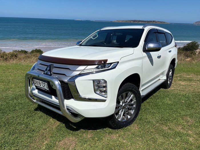 2020 Mitsubishi Pajero Sport GLX