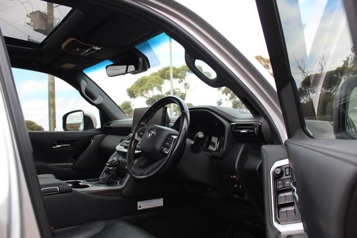 2021 Toyota Landcruiser VX