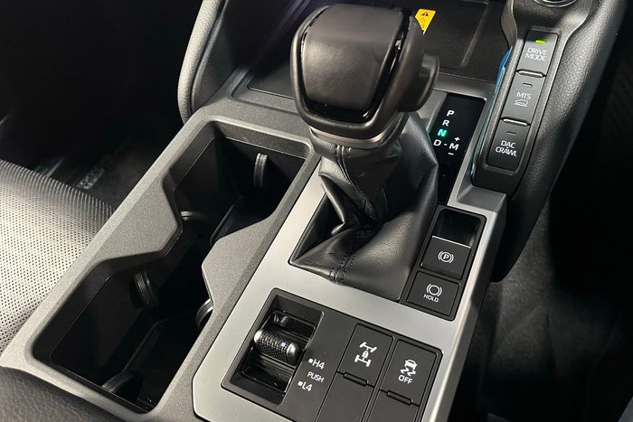 2025 Toyota Landcruiser Prado Kakadu