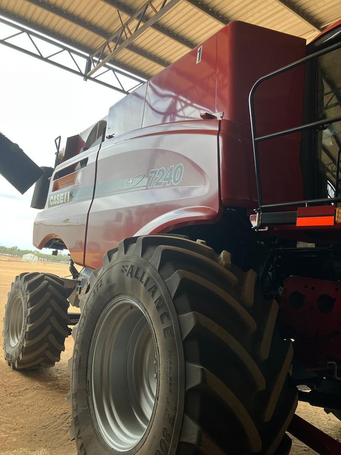 2018 CASE IH 7240