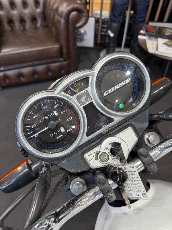 2014 Honda CB125E White