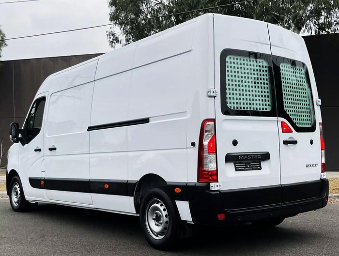 2021 Renault Master Pro 120kW