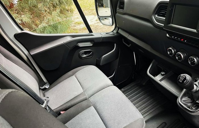 2021 Renault Master Pro 120kW