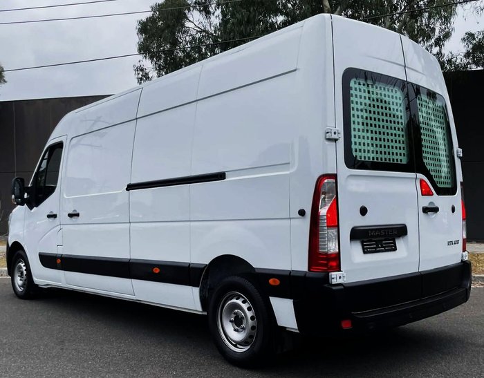 2021 Renault Master Pro 120kW