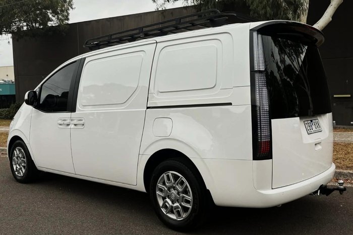 2023 Hyundai STARIA LOAD Premium