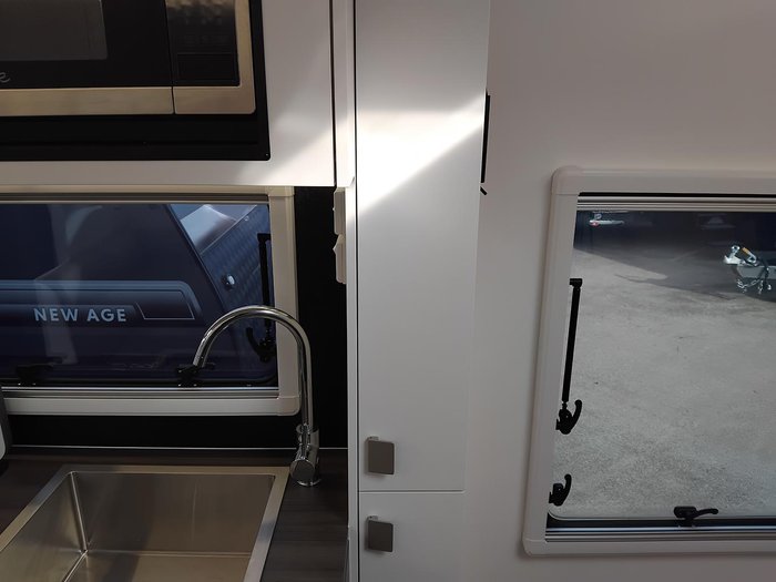 2026 New Age Caravans My26 Manta Ray 16Ft Couples Full Composite