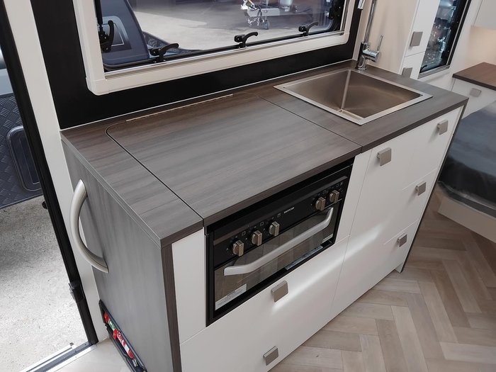 2026 New Age Caravans My26 Manta Ray 16Ft Couples Full Composite