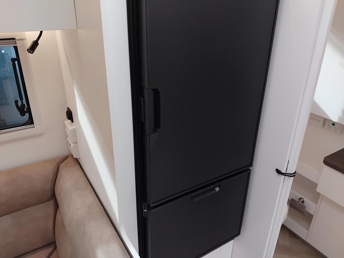 2026 New Age Caravans My26 Manta Ray 16Ft Couples Full Composite