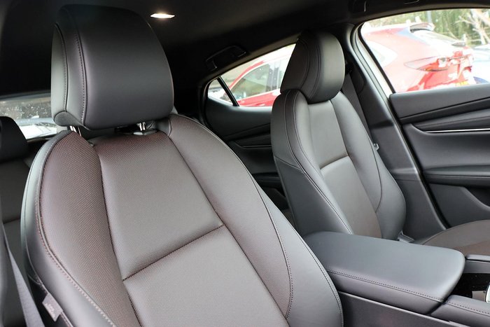 2025 Mazda 3 G20 Touring
