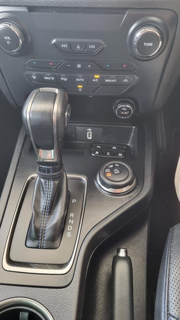 2020 Ford Everest Sport