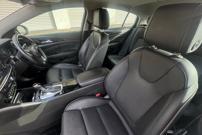 2018 Holden Calais V