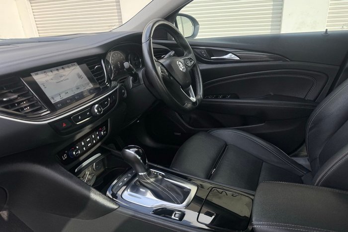 2018 Holden Calais V