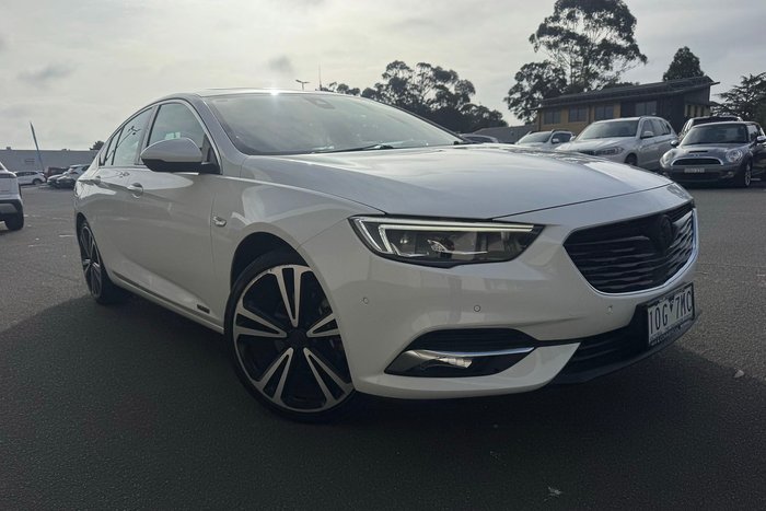 2018 Holden Calais
