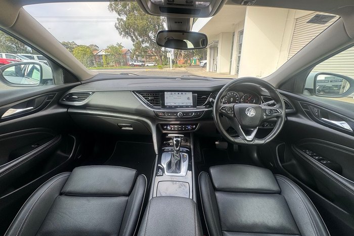 2018 Holden Calais V