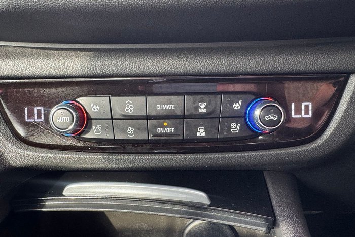 2018 Holden Calais V