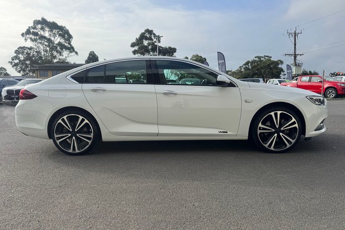 2018 Holden Calais V