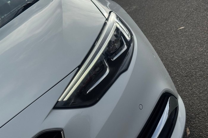 2018 Holden Calais V