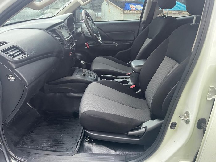 2021 Mitsubishi Triton GLX