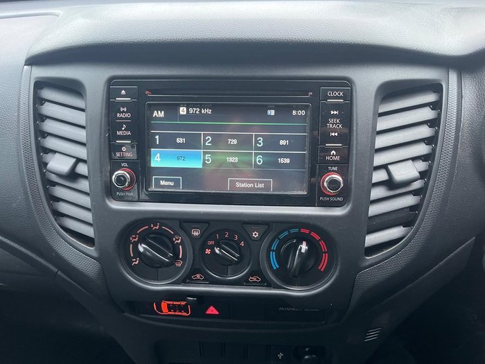 2021 Mitsubishi Triton GLX
