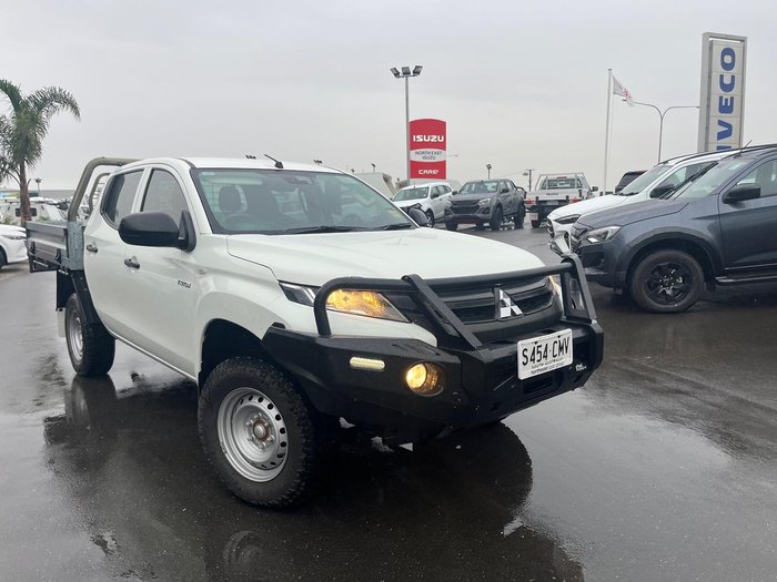 2021 Mitsubishi Triton GLX